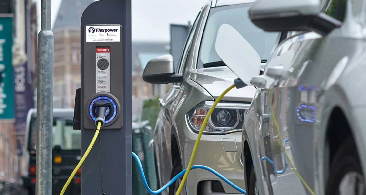 Norway struggles on lack of charging stations electric cars