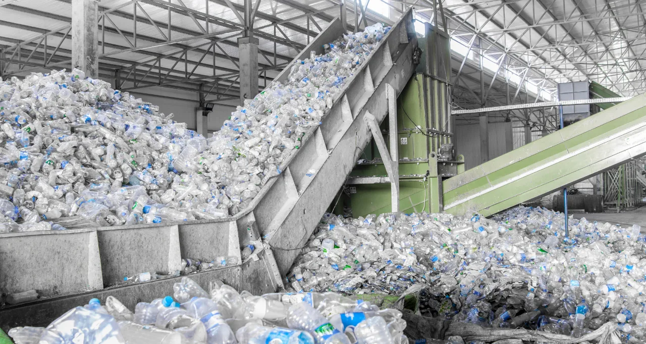 Slovakia introduced paid backup of plastic bottles and cans