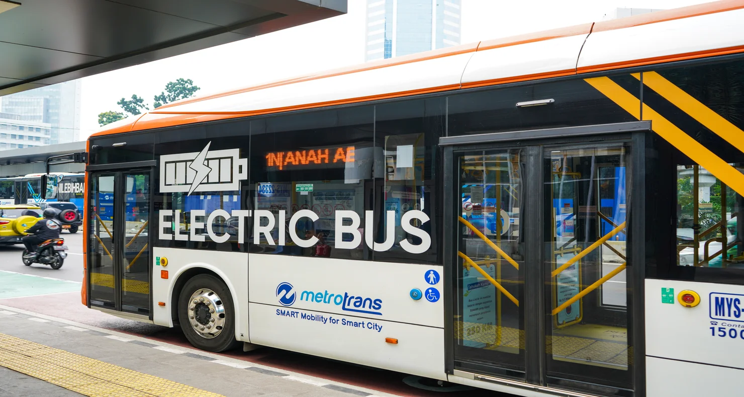 Electric city buses